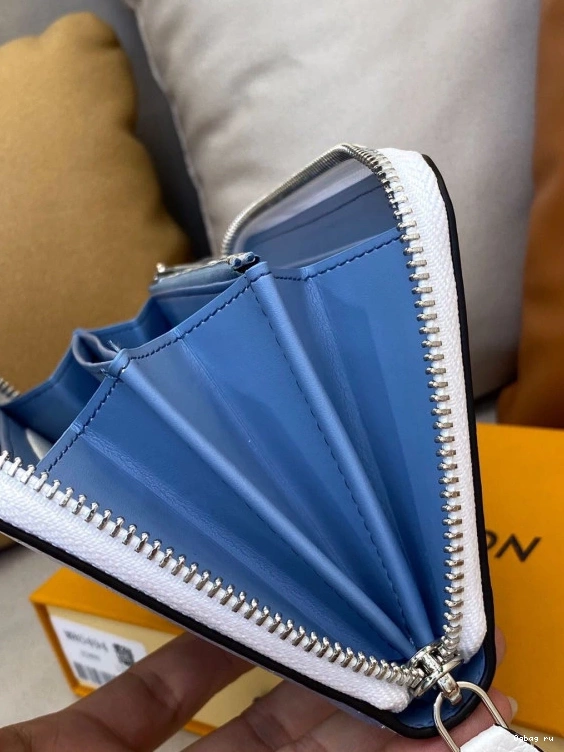 WALLET LOUIS VUITTON ZIPPY 0710